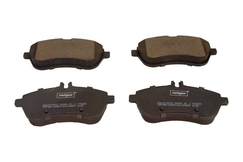 KLOCKI HAMULCOWE PRZÓD MERCEDES W204 C-KLASSE 01.07- 200 220 MaXgear 19-0615