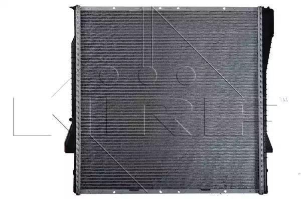 Chłodnica BMW X5 E53 00- NRF 55329