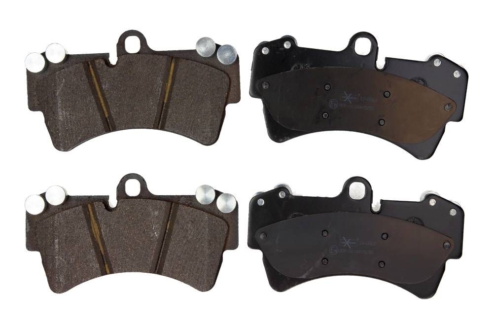KLOCKI HAMULCOWE PRZÓD PORSCHE CAYENNE MaXgear 19-0862