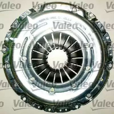 Zestaw sprzęgła VW 228,6x28 96-1,9TDI ZEST.4CZ?? Z KOŁEM KIT4P Valeo 826317