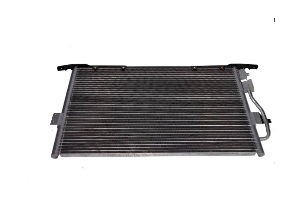 CHŁODNICA SKRAPLACZ KLIMATYZACJI FORD MONDEO 96-00 MaXgear AC889241