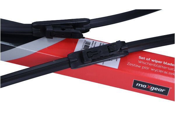 PIÓRO WYCIERACZKI 700/530MM MERCEDES W164 X164 W251 MaXgear 39-0689