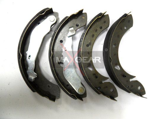 SZCZĘKI HAMULCOWE TOYOTA AVENSIS -01 MaXgear 19-0300