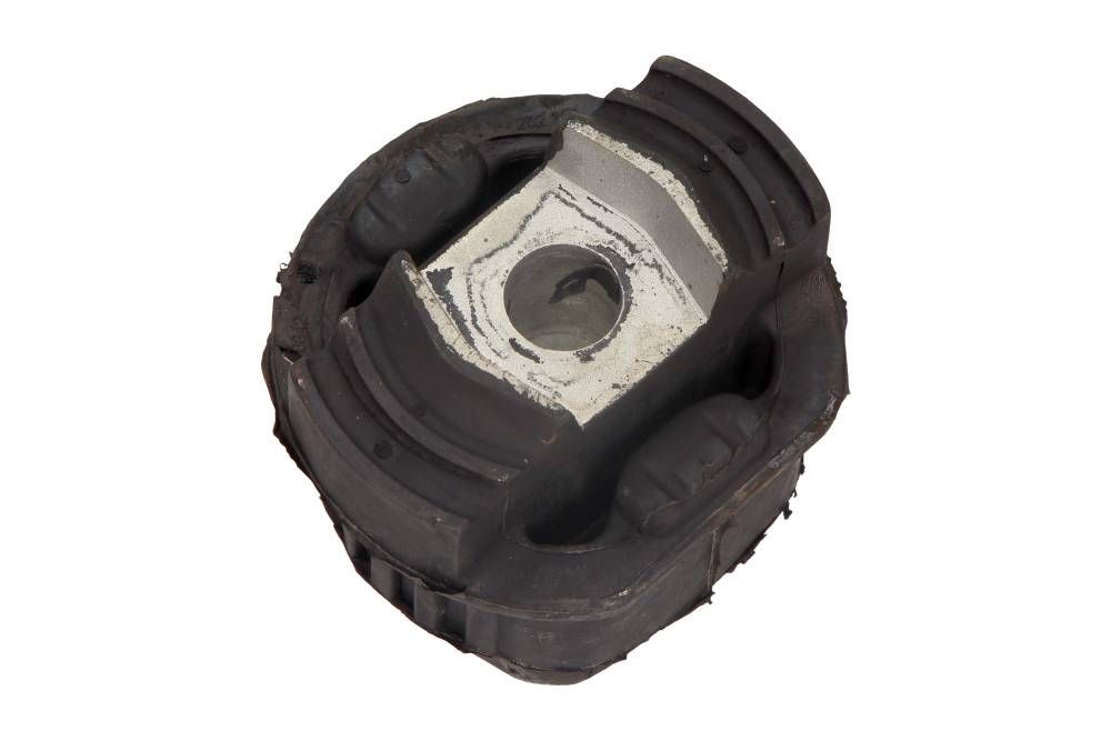 PODUSZKA TYLNEJ BELKI MERCEDES W201 202 TYLNA MaXgear 72-2088