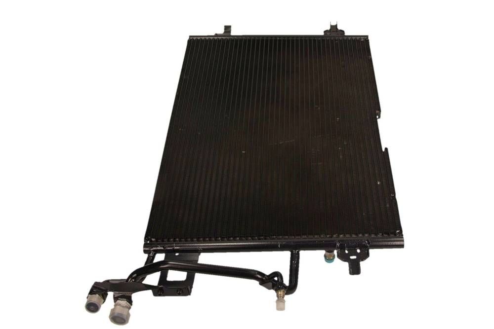 CHŁODNICA SKRAPLACZ KLIMATYZACJI A4 PASSAT 97- MaXgear AC811318