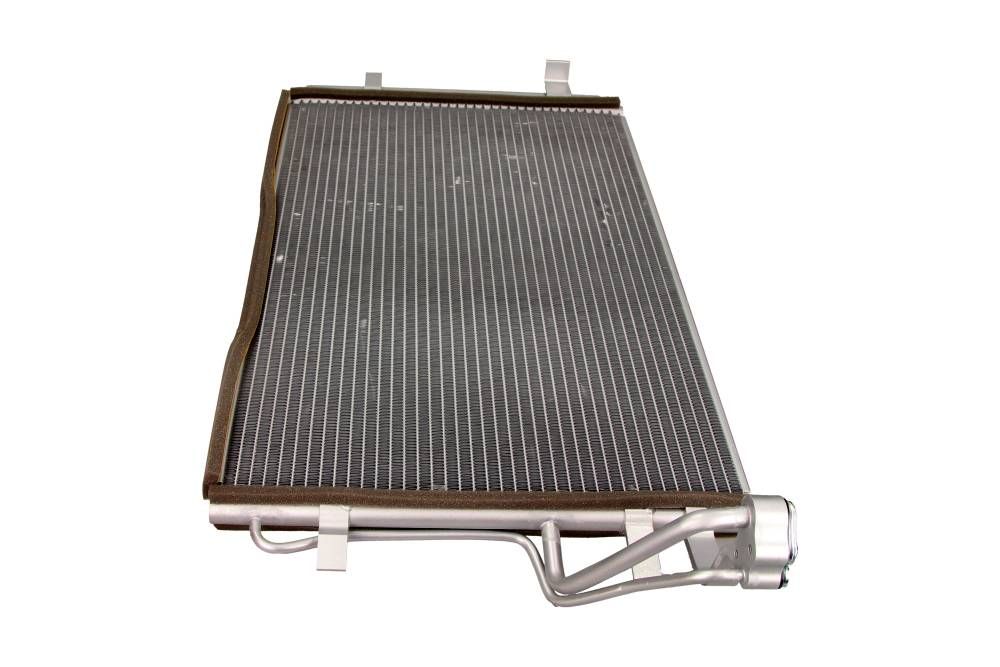 CHŁODNICA SKRAPLACZ KLIMATYZACJI KIA CEED 1,4-2,0 06- Z OSUSZACZEM MaXgear AC836841