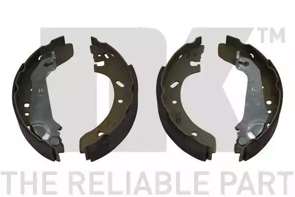 Szczęki hamulcowe Ford FIESTA 96- 203x38 ESCORSAT NK Autoparts 2725587