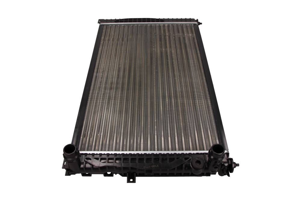 CHŁODNICA VW A4 PASSAT 1,6-2,8 95-05 MaXgear AC283082